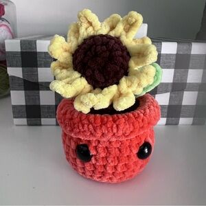 Crochet Sunflower in Plush Pot by Petunias Plushie Patch